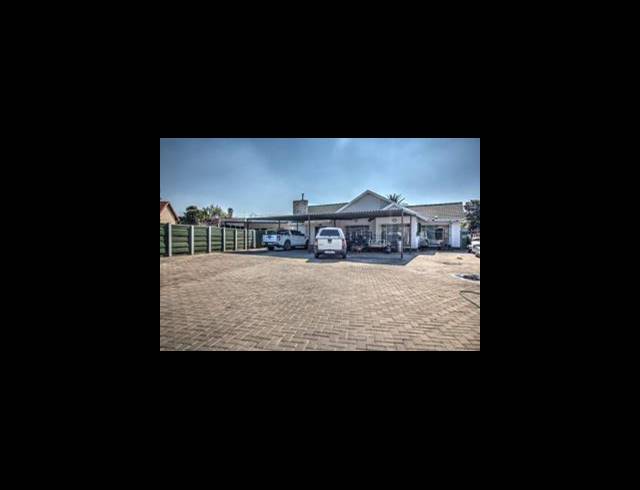 3 BEDROOM FREESTANDING FOR SALE IN CRESSLAWN